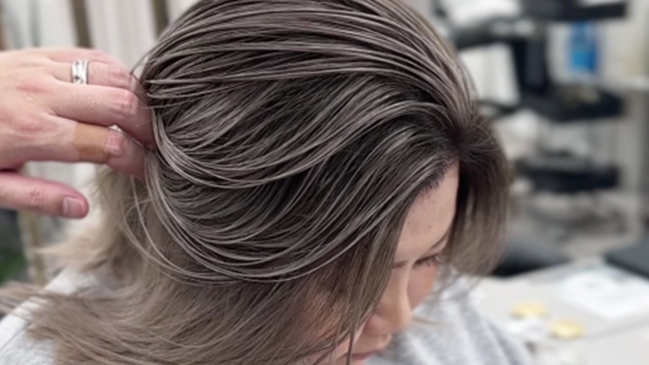 ピンク残留▶シャドールーツグレージュ